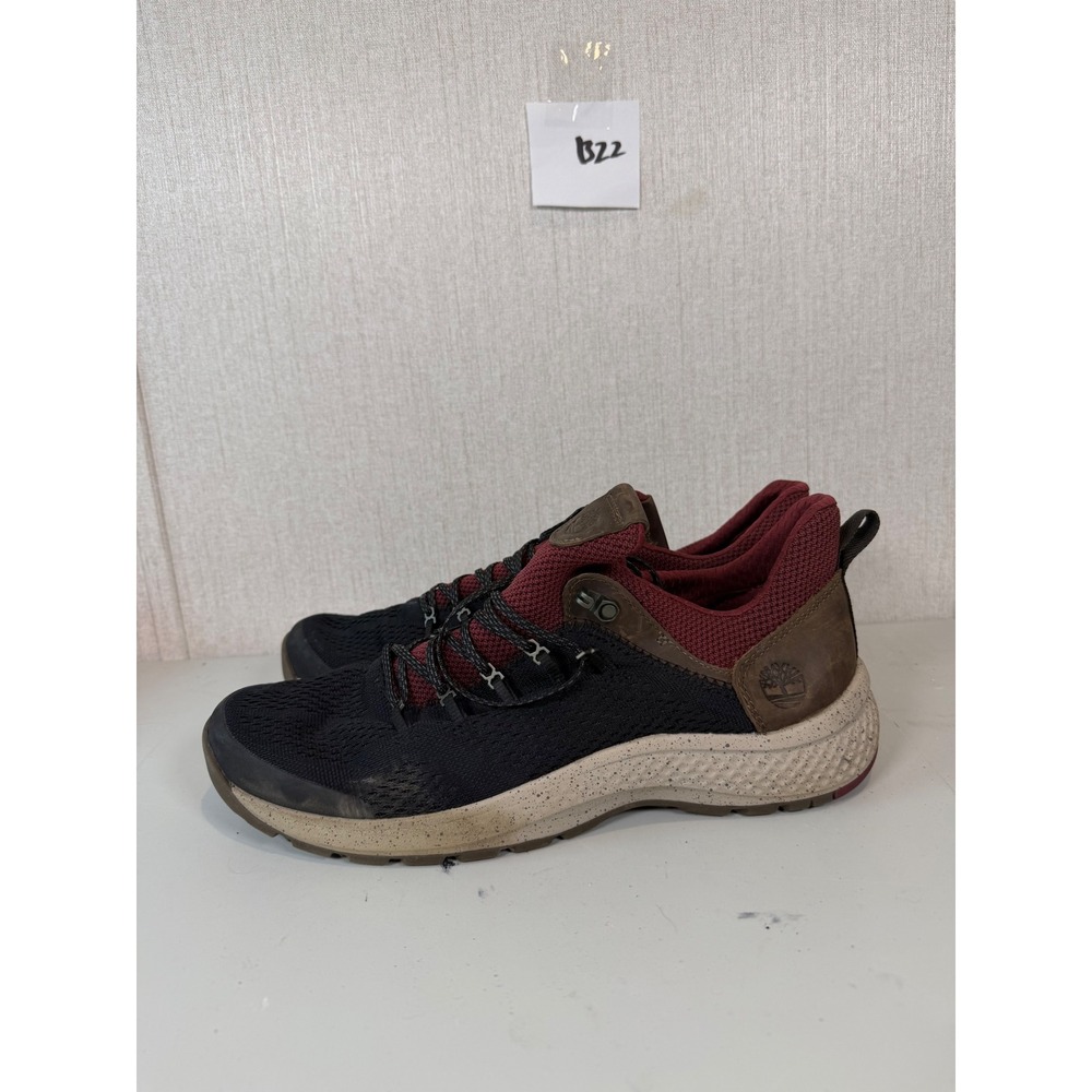 TIMBERLAND MEN'S FLYROAM TRAIL LOW SNEAKERS size 10.5 color black and burgundy